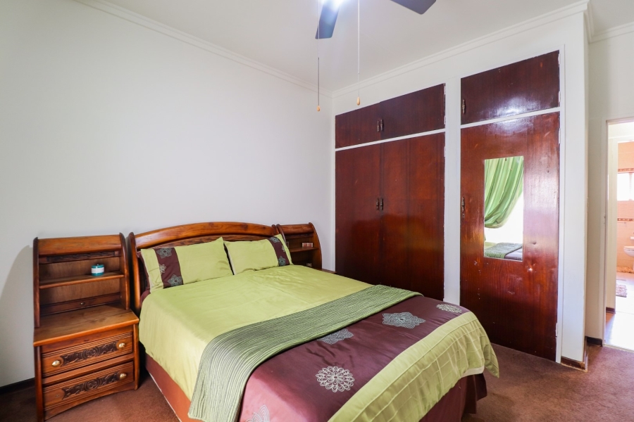 4 Bedroom Property for Sale in Safari Gardens North West